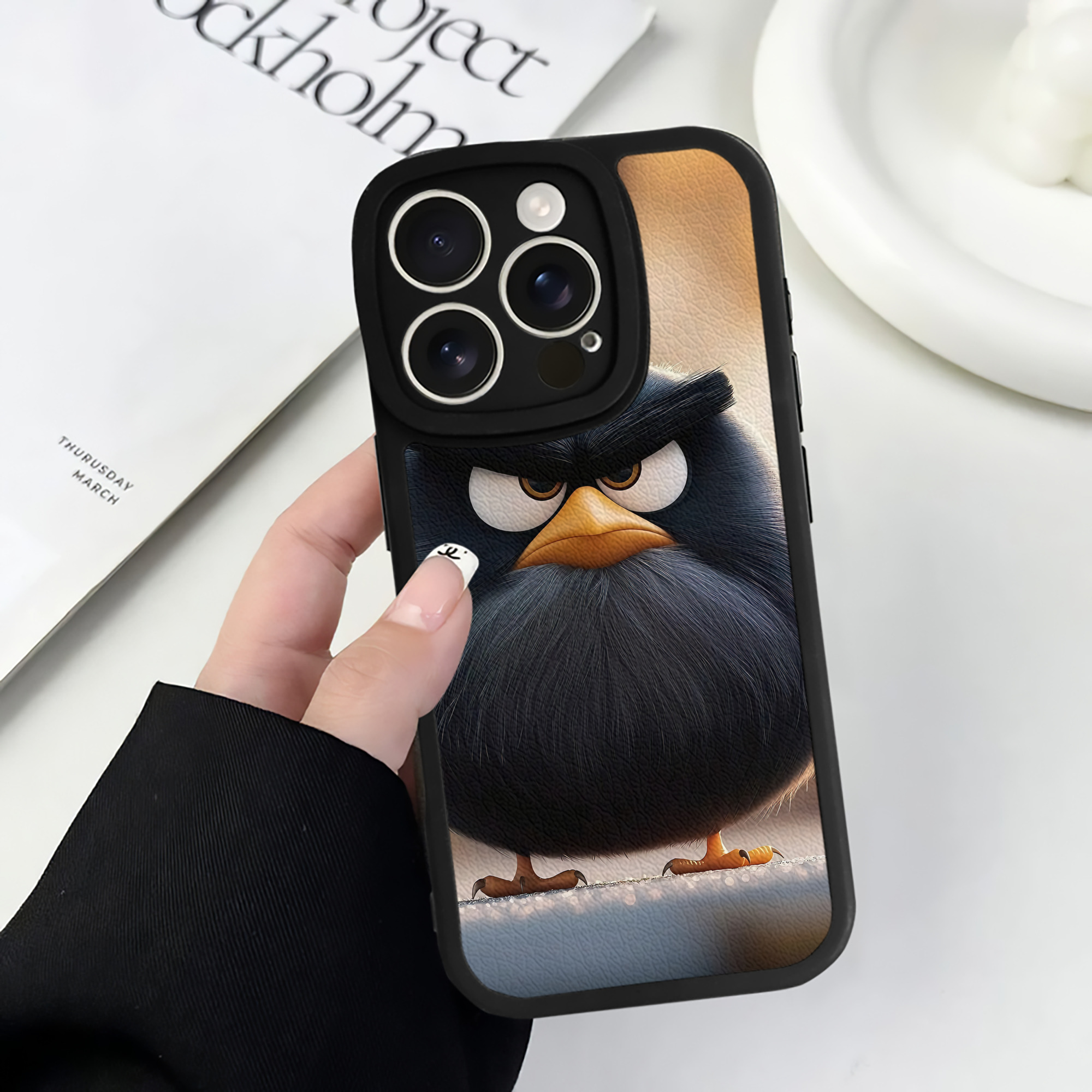 （画像用） Angry Birds アングリーバード 【iPhone 16シリーズ対応】シリコンスマホケース（レザー調） 材質：シリコン